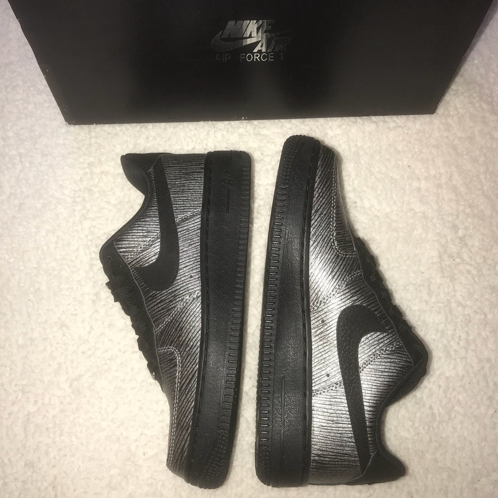 Nike Air Force 1 ‘07 Premium silver sneakers - Picture 3 of 8